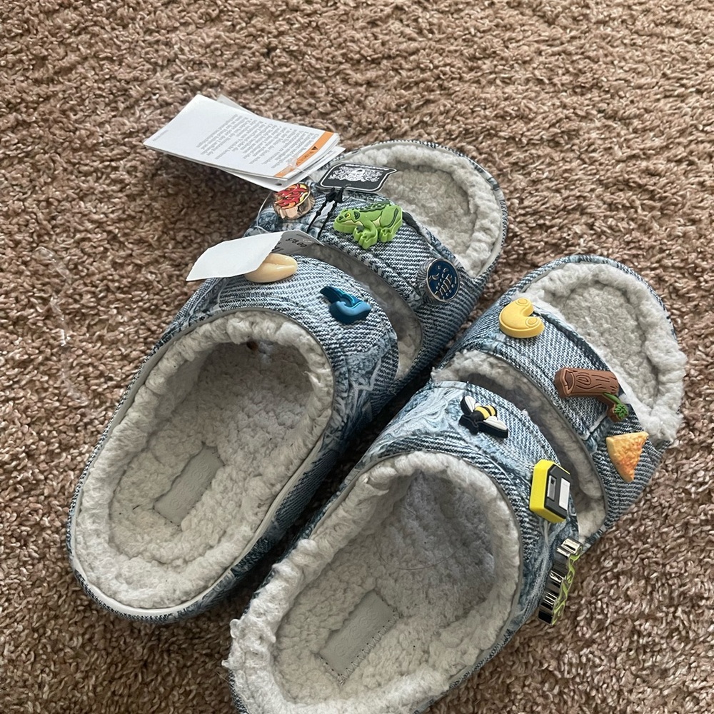 CROCS Blue Fleece-Lined Slippers with Fun Charms